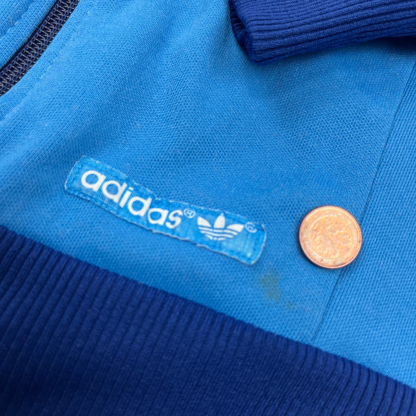 01783 Adidas 70s Tracktop