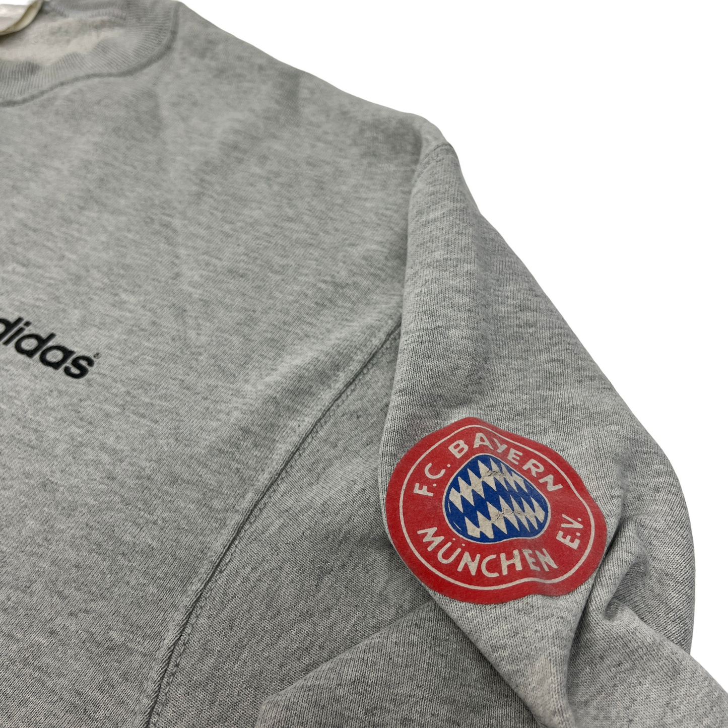 01749 Adidas FC Bayern Fan Sweater