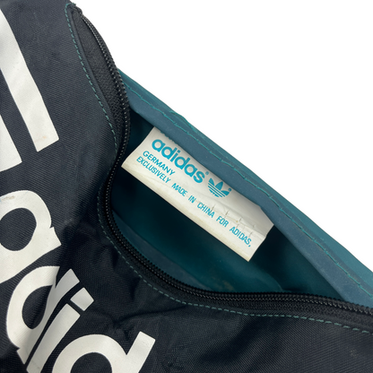 01895 Adidas 90s Fannypack Bag