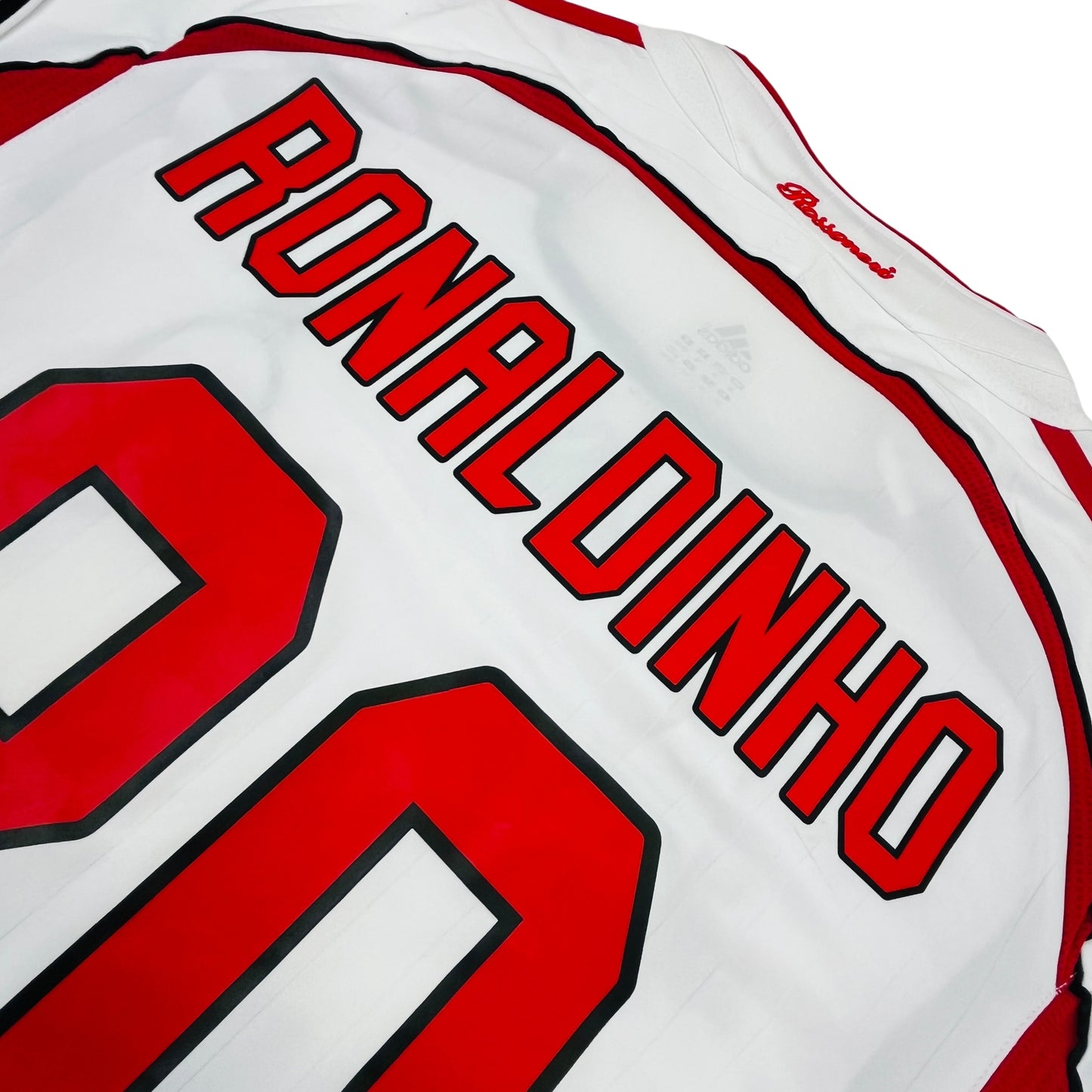 02376 Adidas AC Milan „Ronaldinho“ 2007 Away Jersey