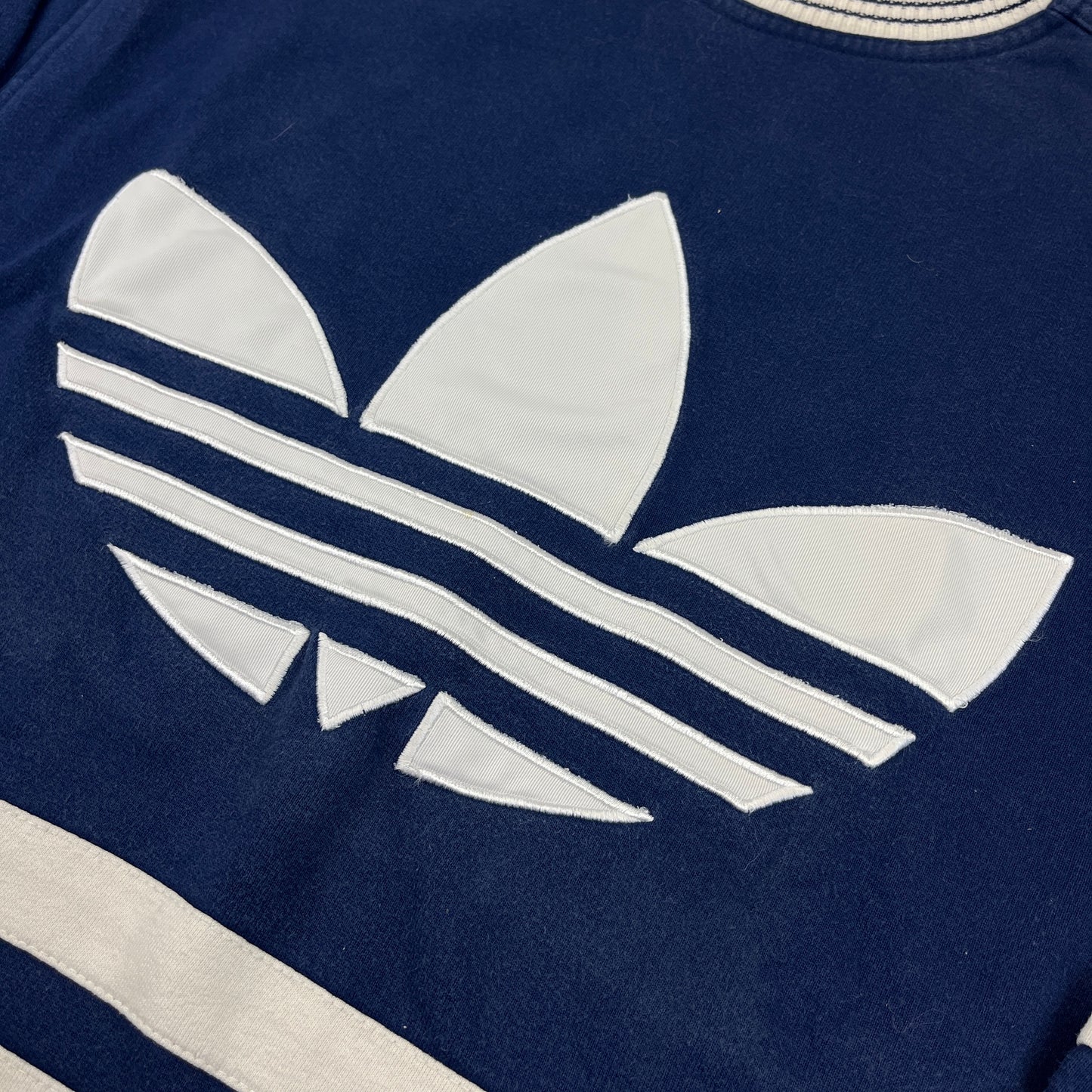 02340 Adidas 90s Logo Sweater