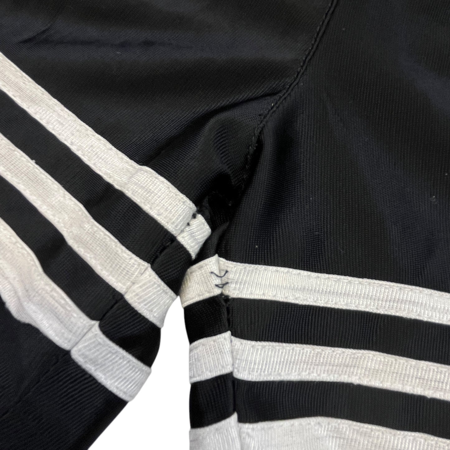 02331 Adidas 90s Referee Shorts