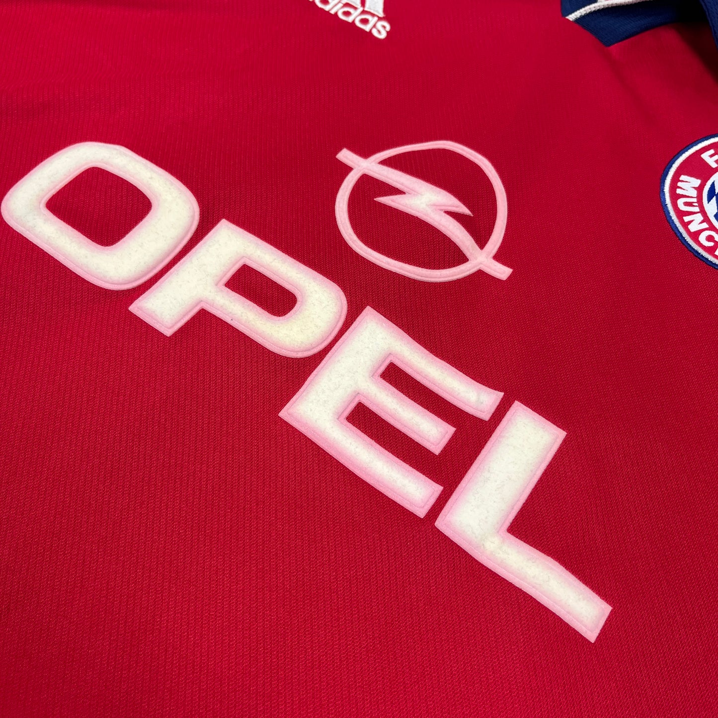 02254 Adidas FC Bayern München 2000-2001 Home Jersey