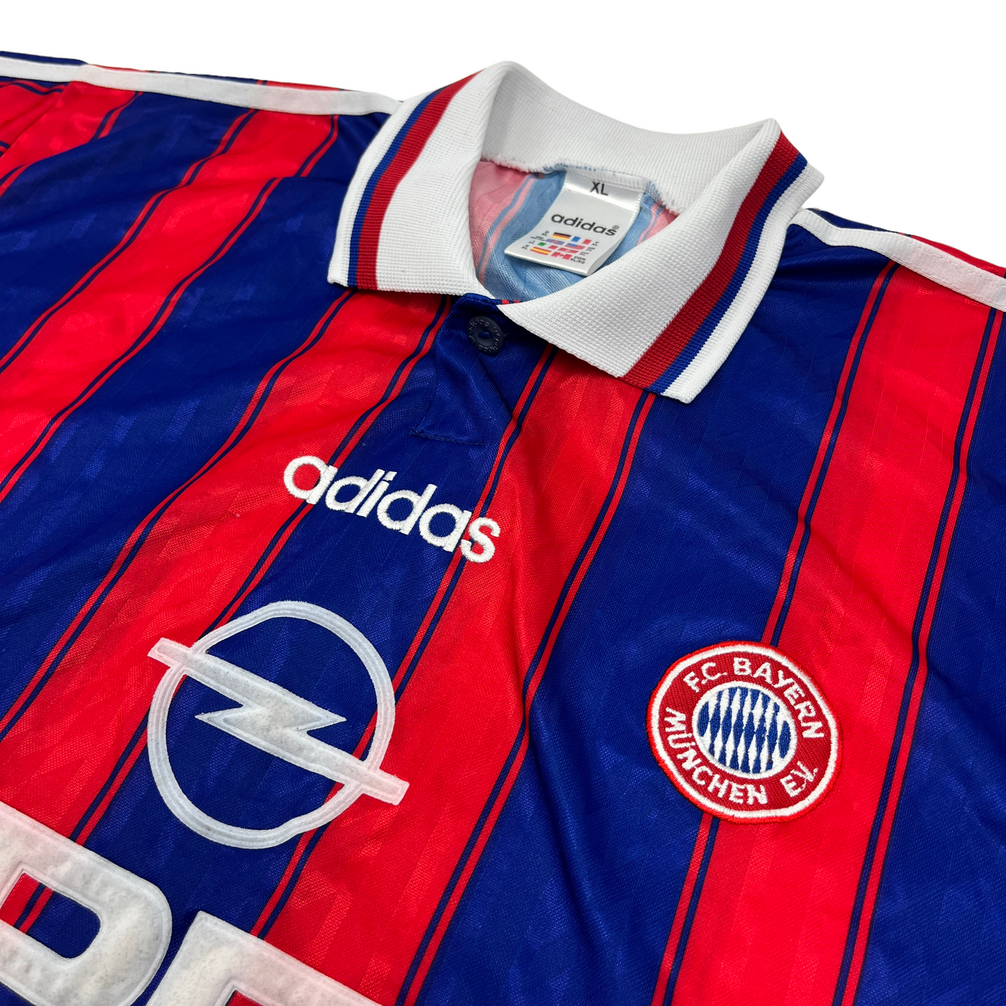 01757 FC Bayern Thomas Helmer 1995-1997 Home Jersey