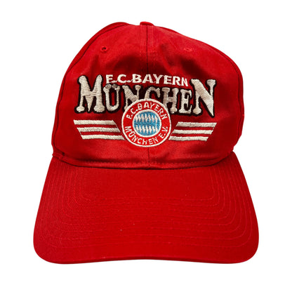 02330 FC Bayern München 90s Fan Cap