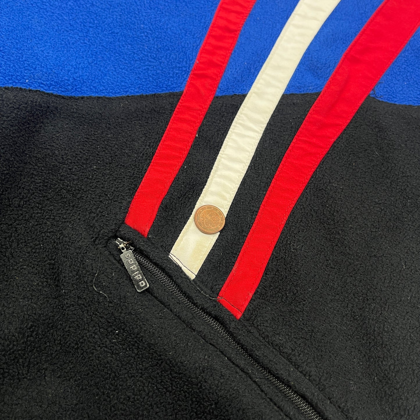 01980 Adidas 90s Fleece Sweater