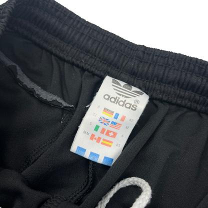 01927 Adidas 90s Referee Trackshorts