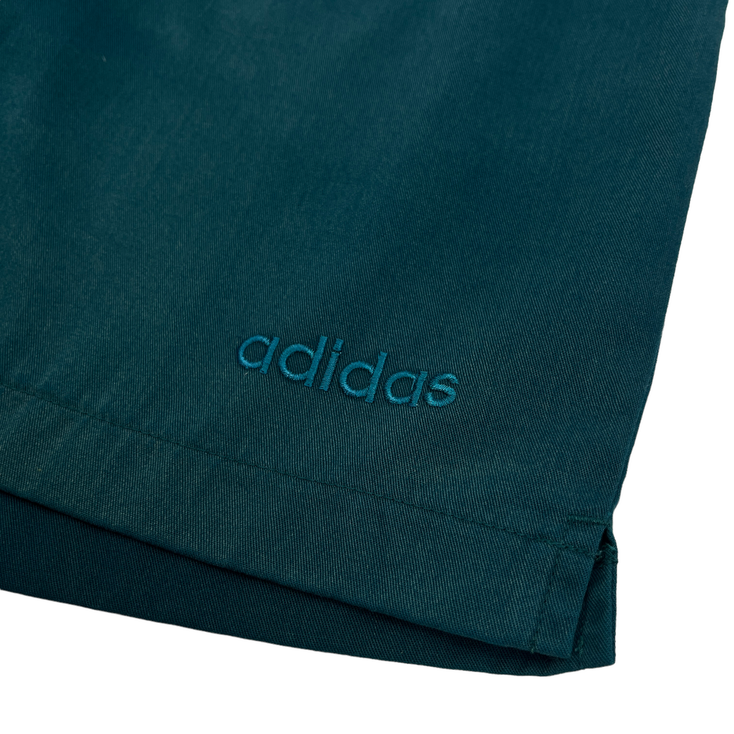 01479 Adidas Vintage 90s Tennis Shorts