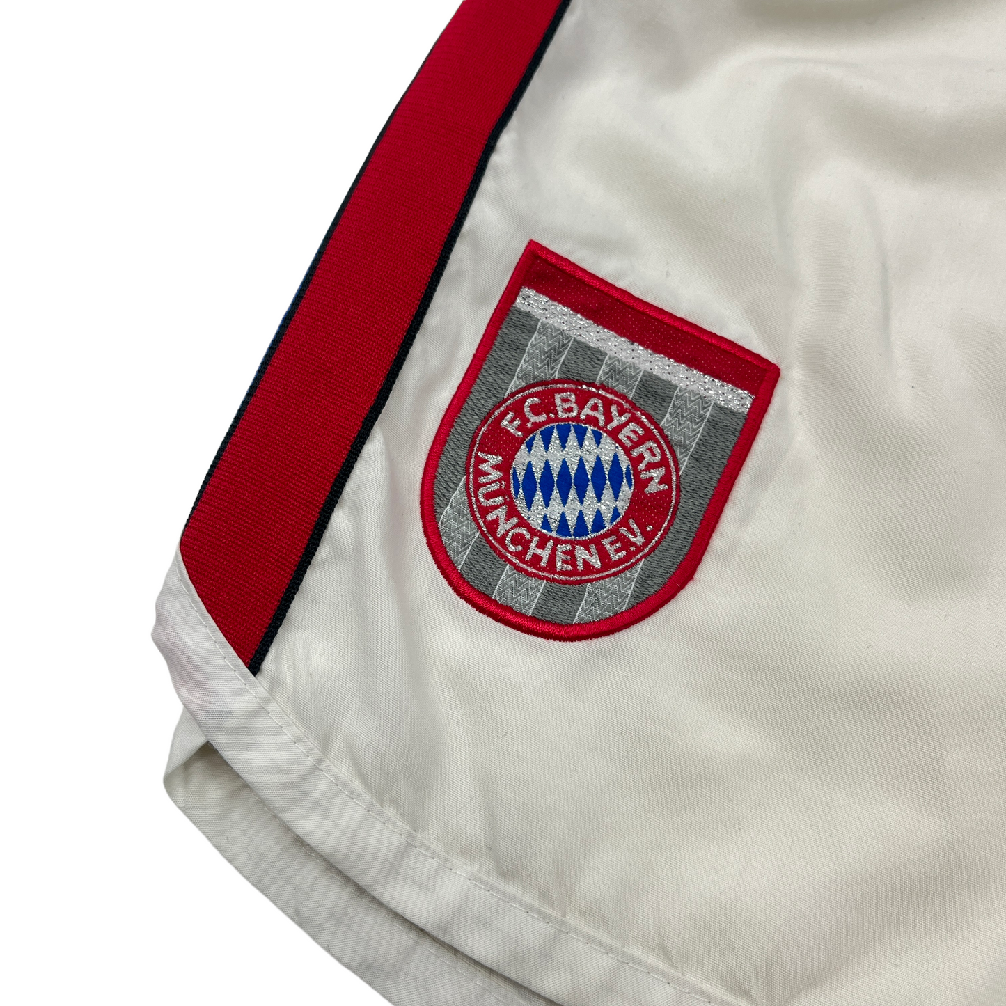 01996 Adidas 90s FC Bayern München Trackshorts