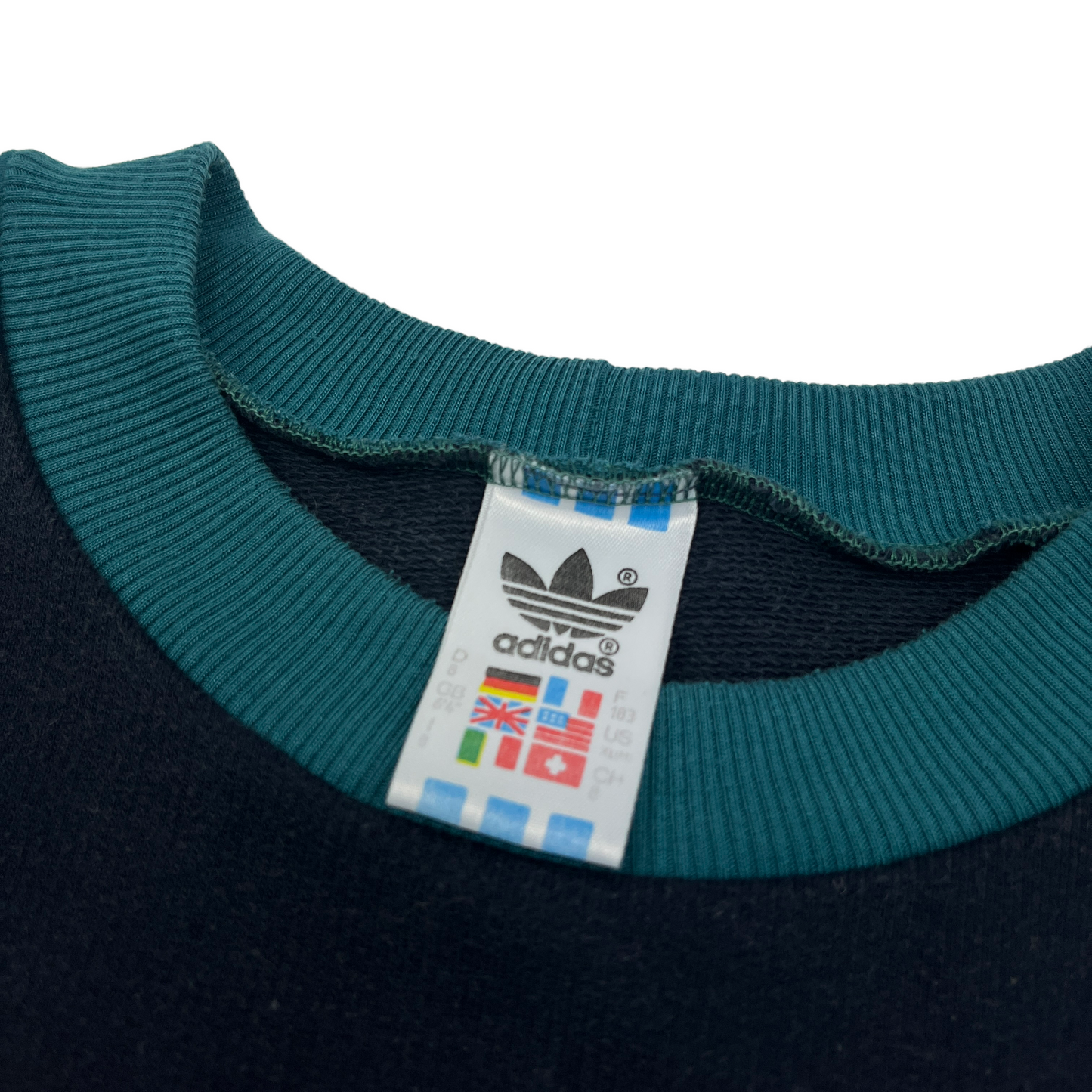 01634 Adidas Vintage Logo Sweater