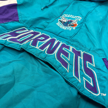 01045 Starter Vintage Charlotte Hornets Basketball Jacket