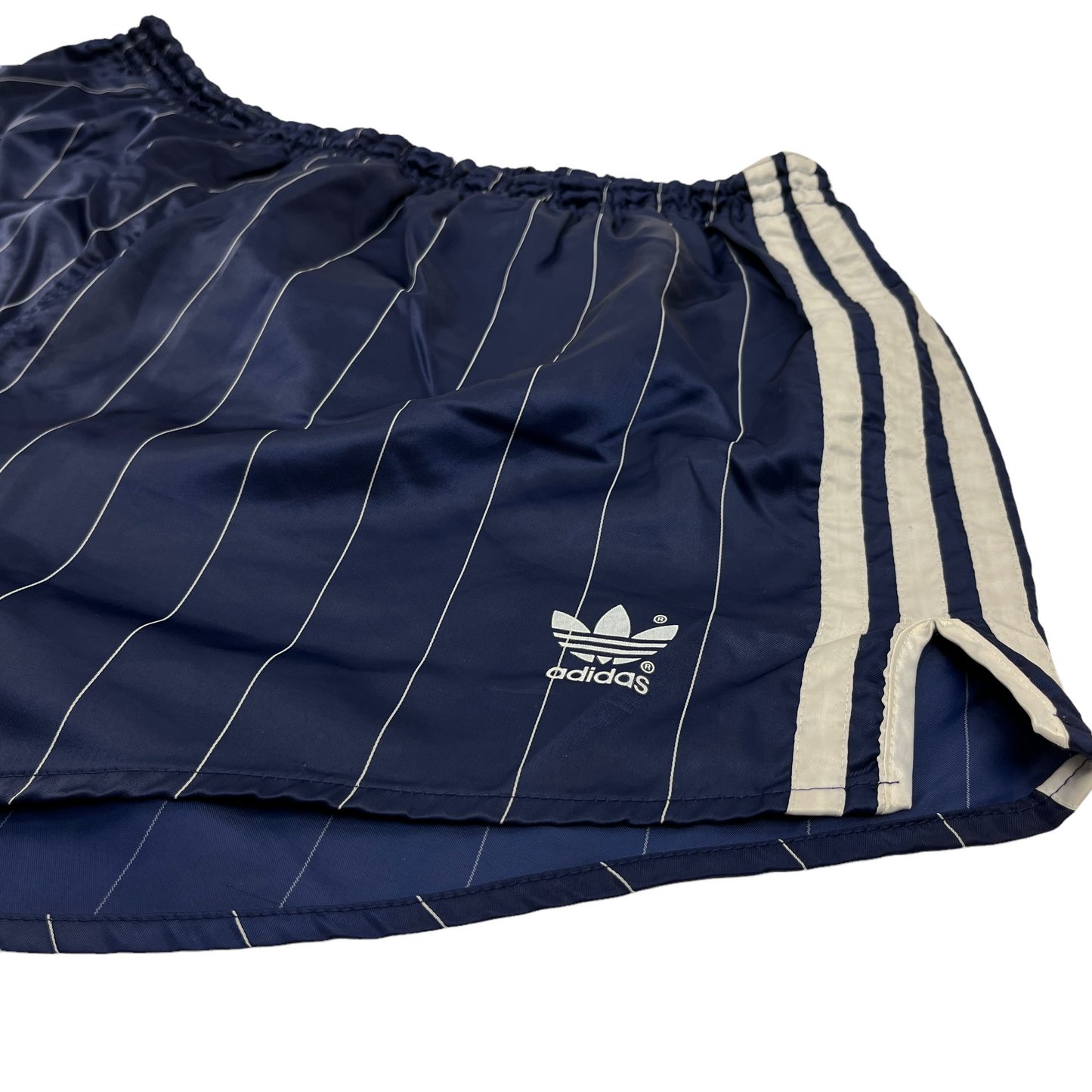 0856 Adidas Vintage 80s Shiny Trackshorts