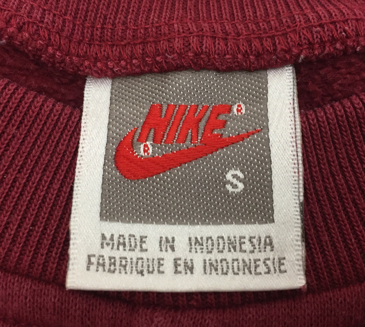 0209 Nike Vintage Big Logo Sweater