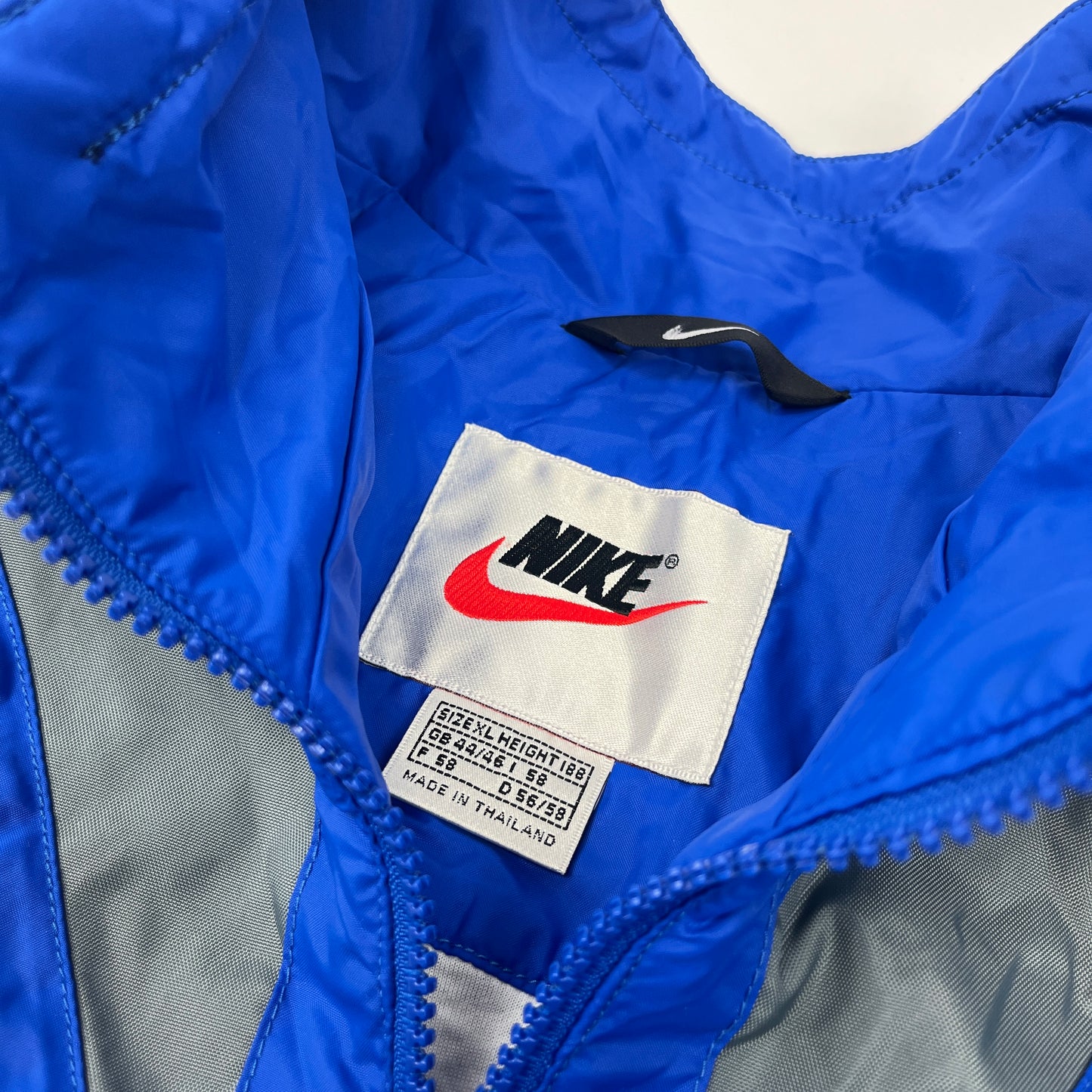 01412 Nike Vintage 90s Jacket