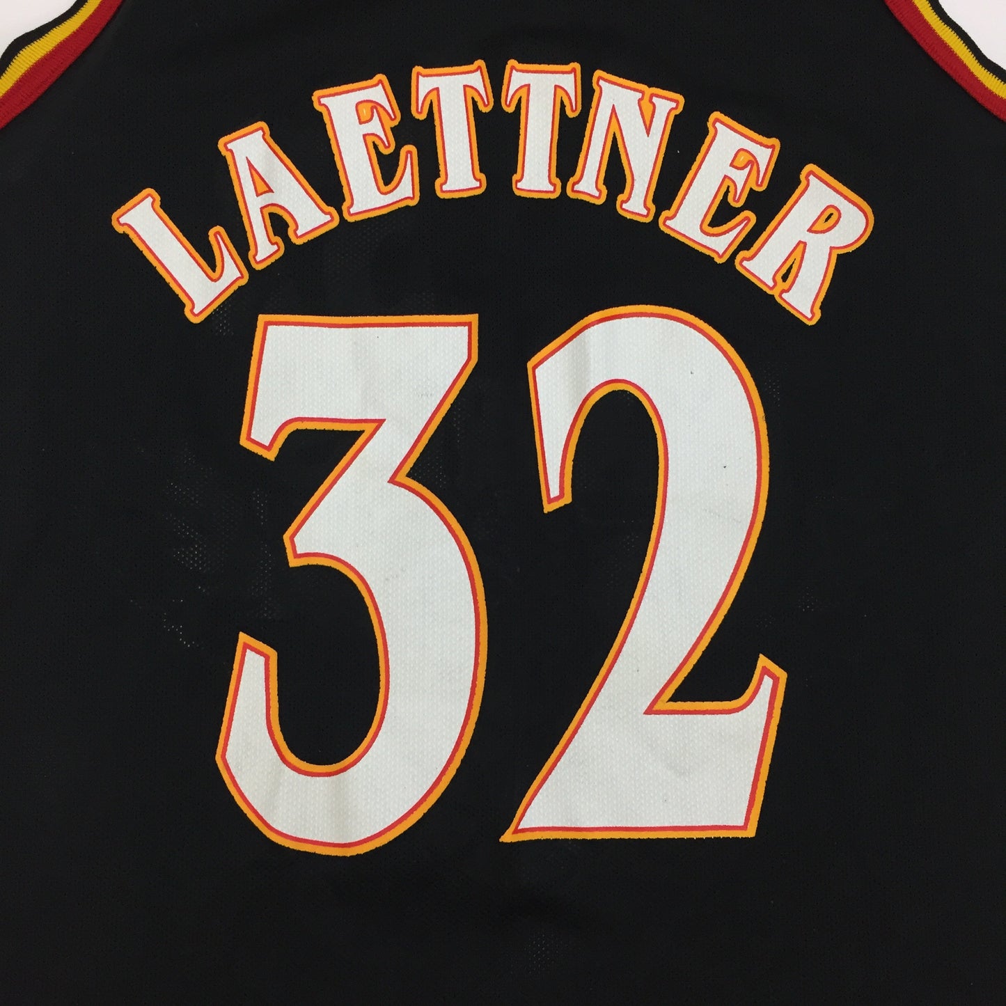 0235 Champion Vintage Wollongong Hawks Laettner Basketball Jersey