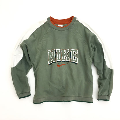 0015 Nike Vintage Sweater