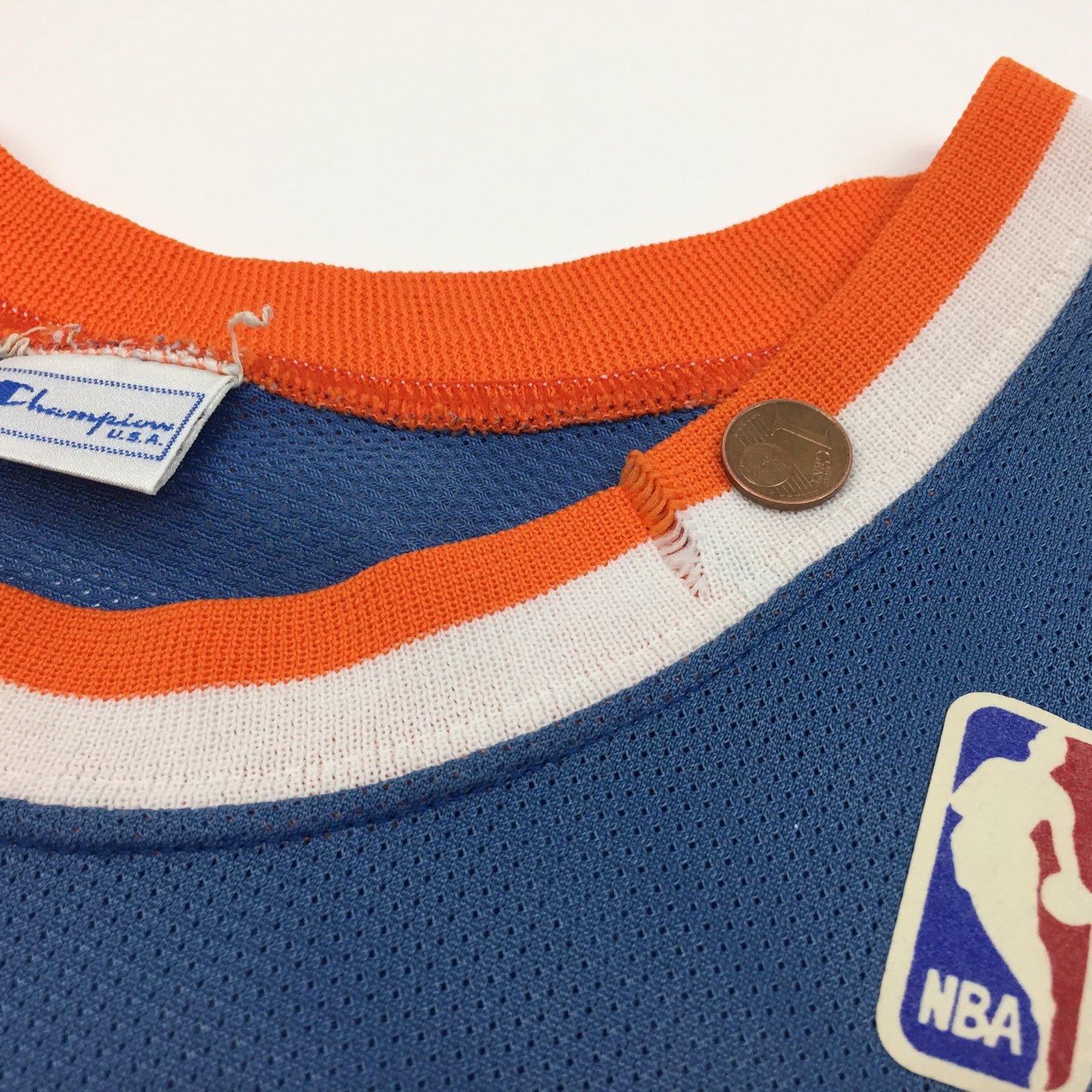 0253 Champion Vintage New York Knicks Ewing Jersey