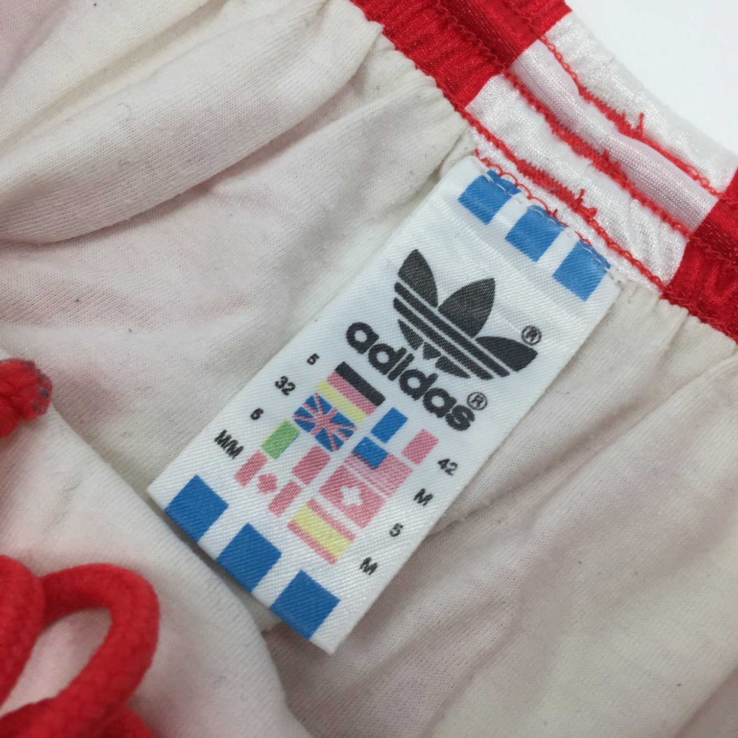 0488 Adidas Vintage 80s Running Shorts