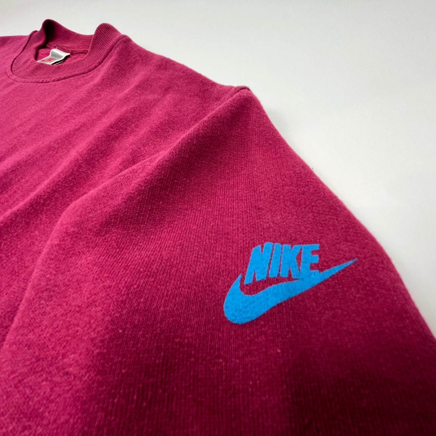 0612 Nike Vintage 80s Big Logo Sweater