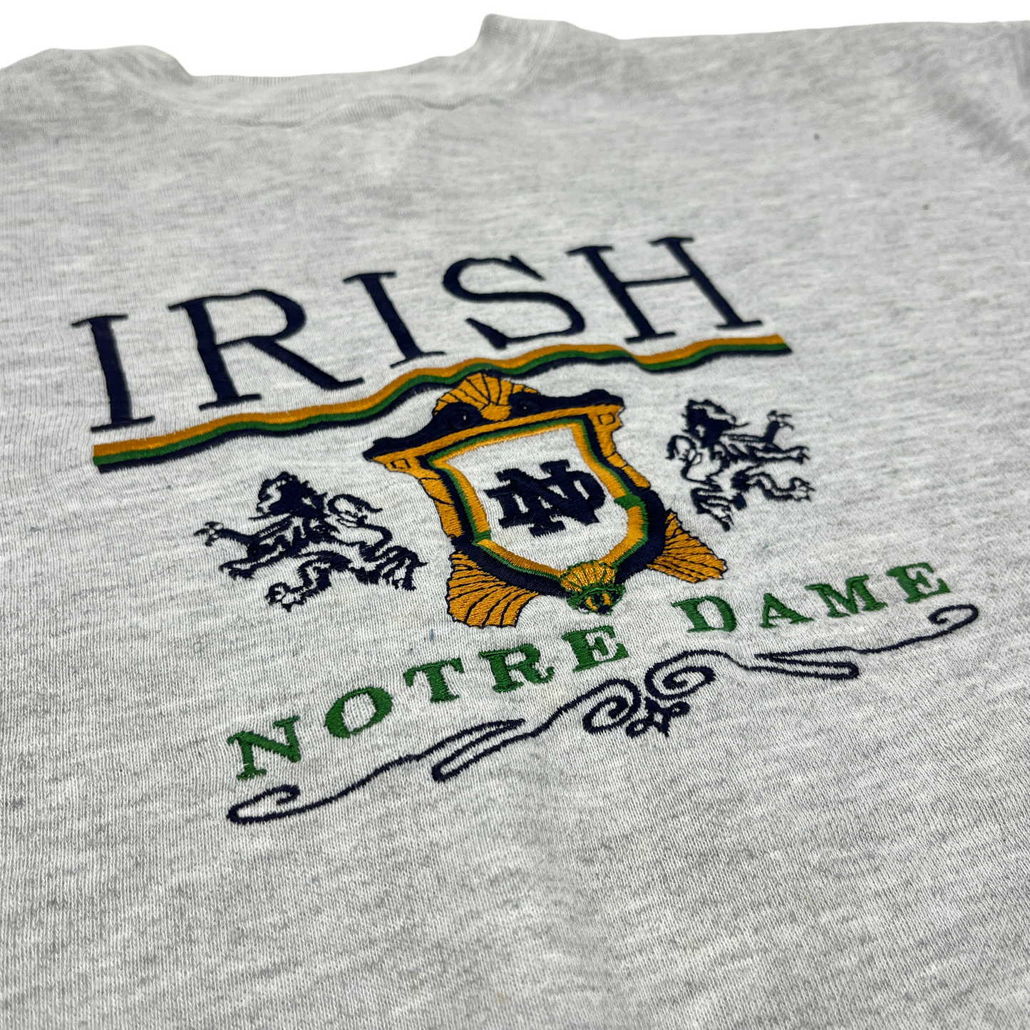 0964 Vintage 90s Notre Dame Fighting Irish Sweater