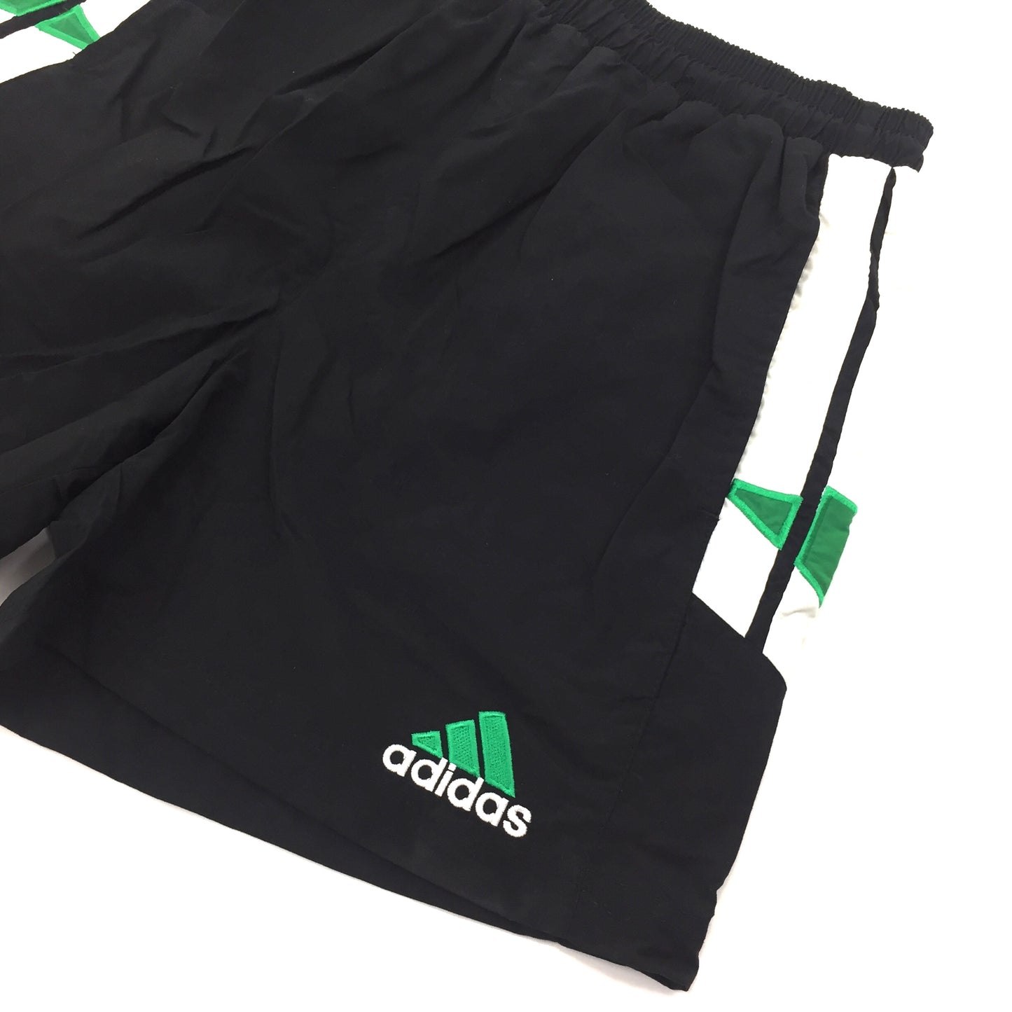 0497 Adidas Vintage Logo Track Shorts