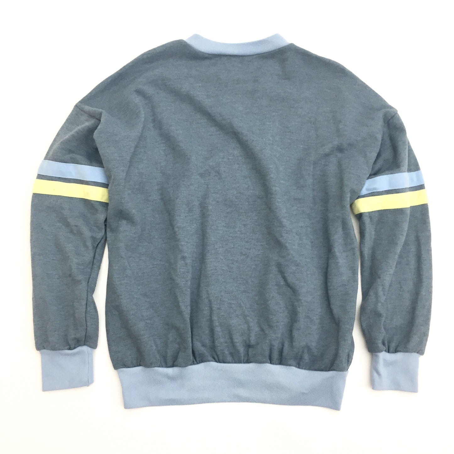 0016 Adidas Spirit Of The Games Vintage Sweater