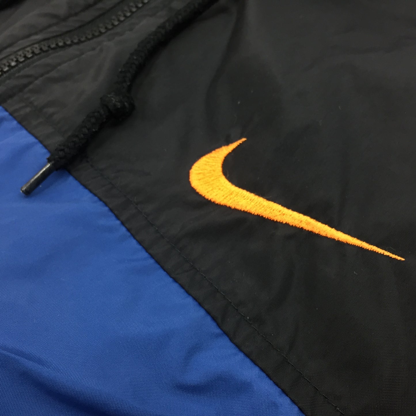 0600 Nike Vintage 90s Big Logo Jacket