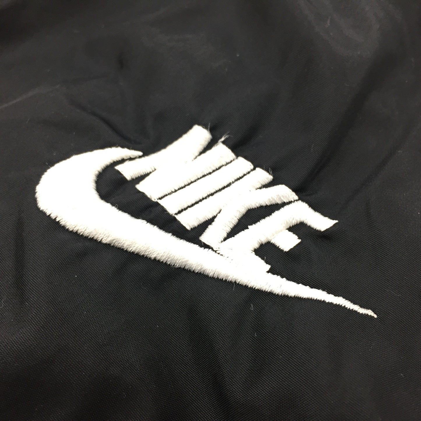 0532 Nike Vintage 90s Big Swoosh Padded Jacket