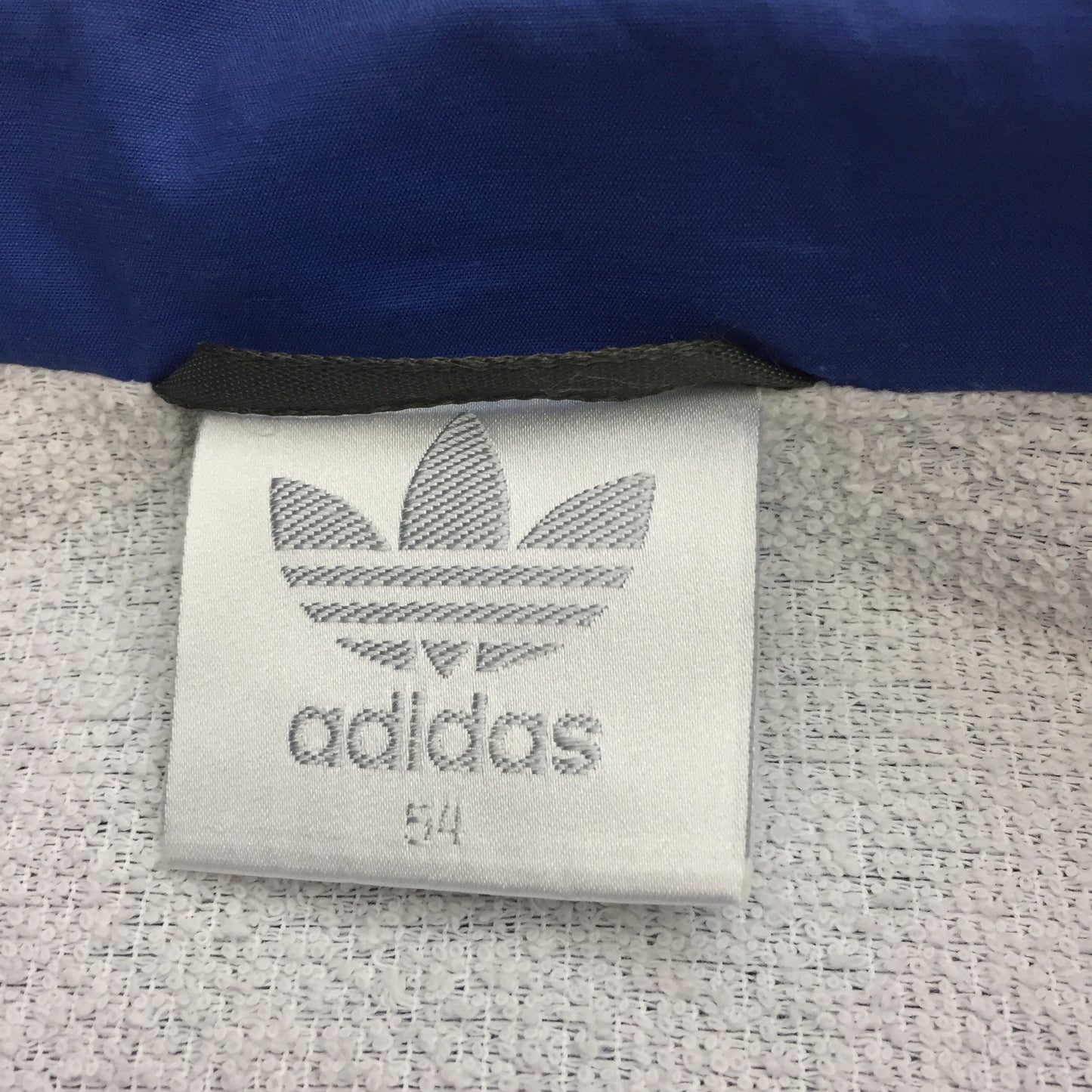 0128 Adidas Vintage Tracktop