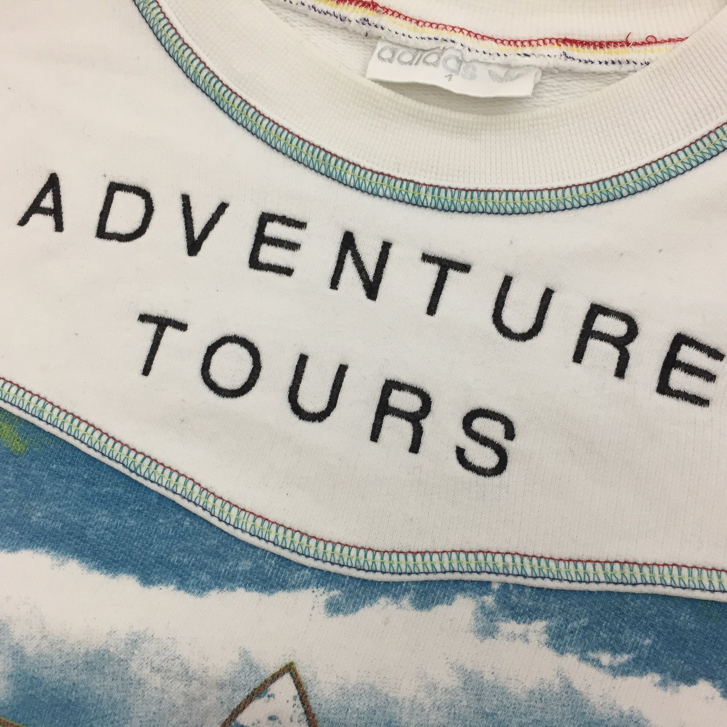 0170 Adidas Adventure Tours Vintage Sweater