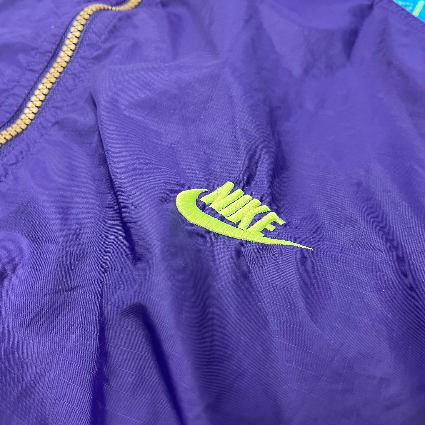 0647 Nike Vintage 90s Tracktop