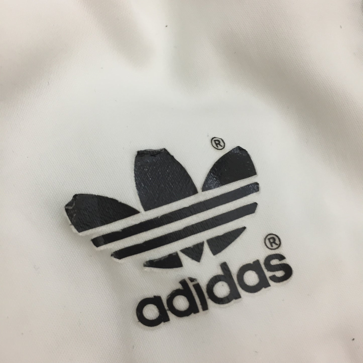 0061 Adidas Vintage Shiny Running-Short