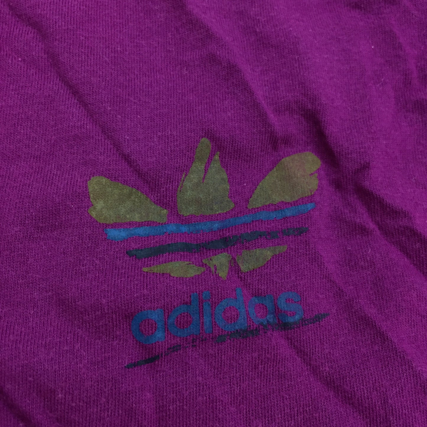 0051 Adidas Vintage T-Shirt