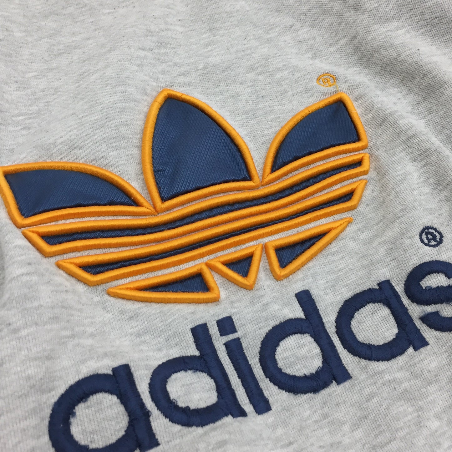 0011 Adidas Vintage Sweater 90´s