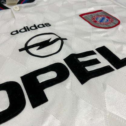 0734 Adidas Vintage FC Bayern München 97/98 Away Jersey