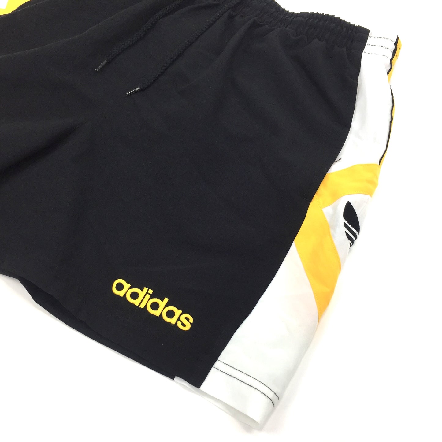 0467 Adidas Vintage 90s Track Shorts