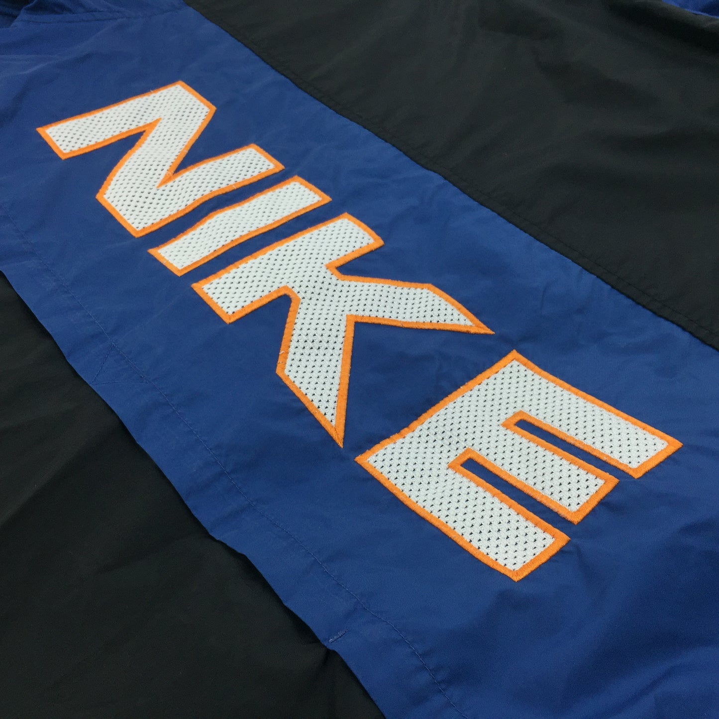 0600 Nike Vintage 90s Big Logo Jacket