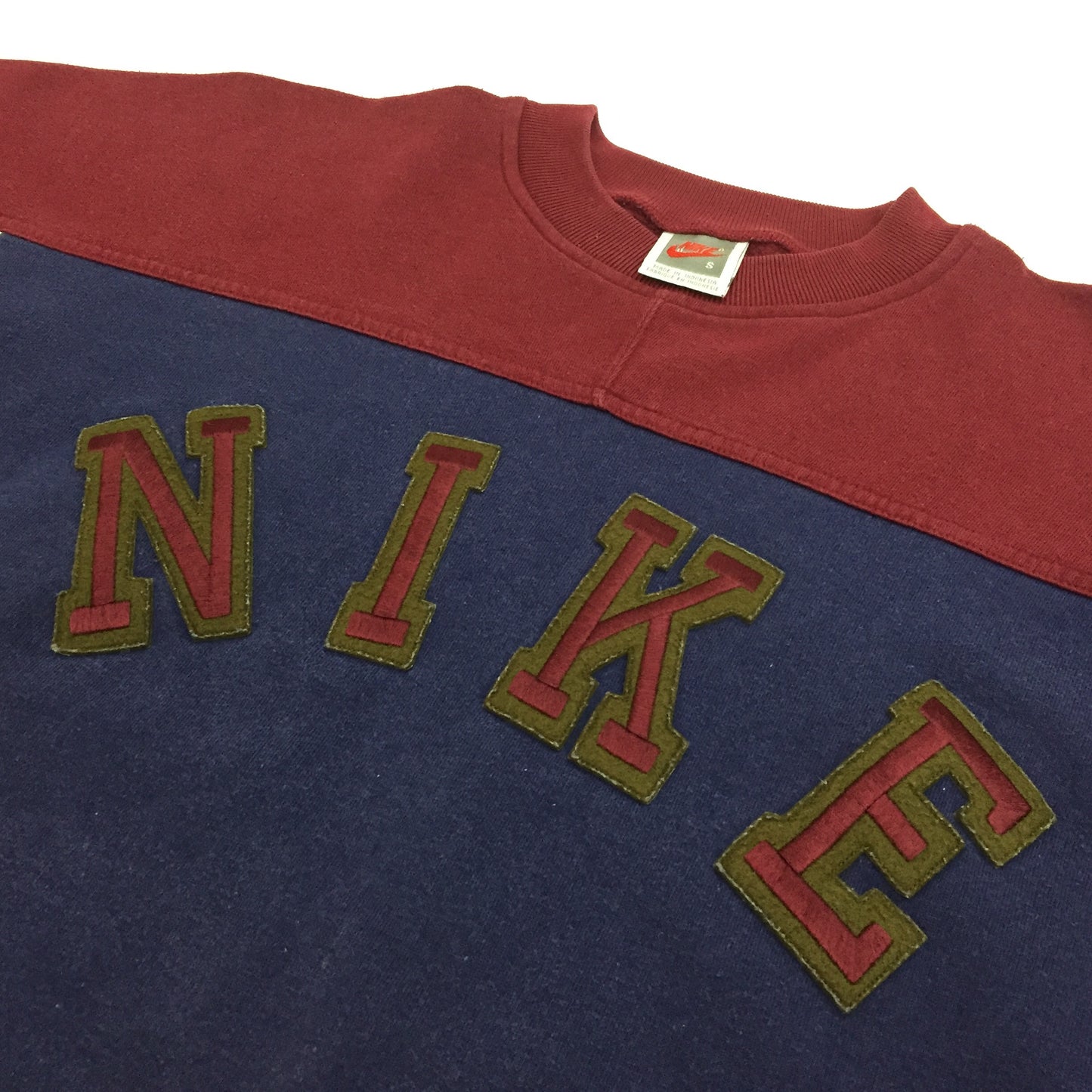 0209 Nike Vintage Big Logo Sweater