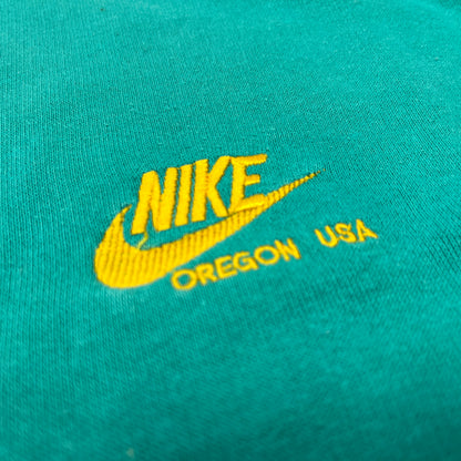 0772 Nike Vintage 80s Shortsleeve Sweater