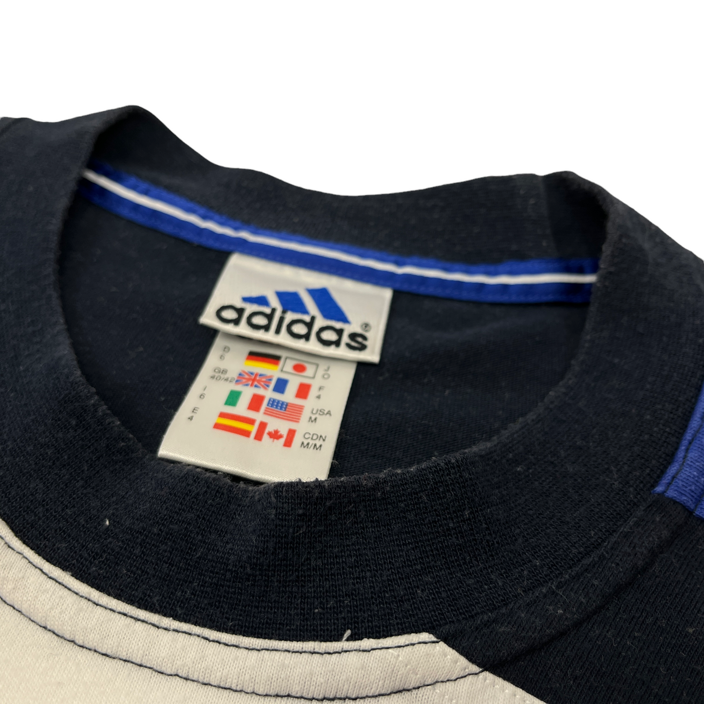 0844 Adidas 00s/90s Tshirt