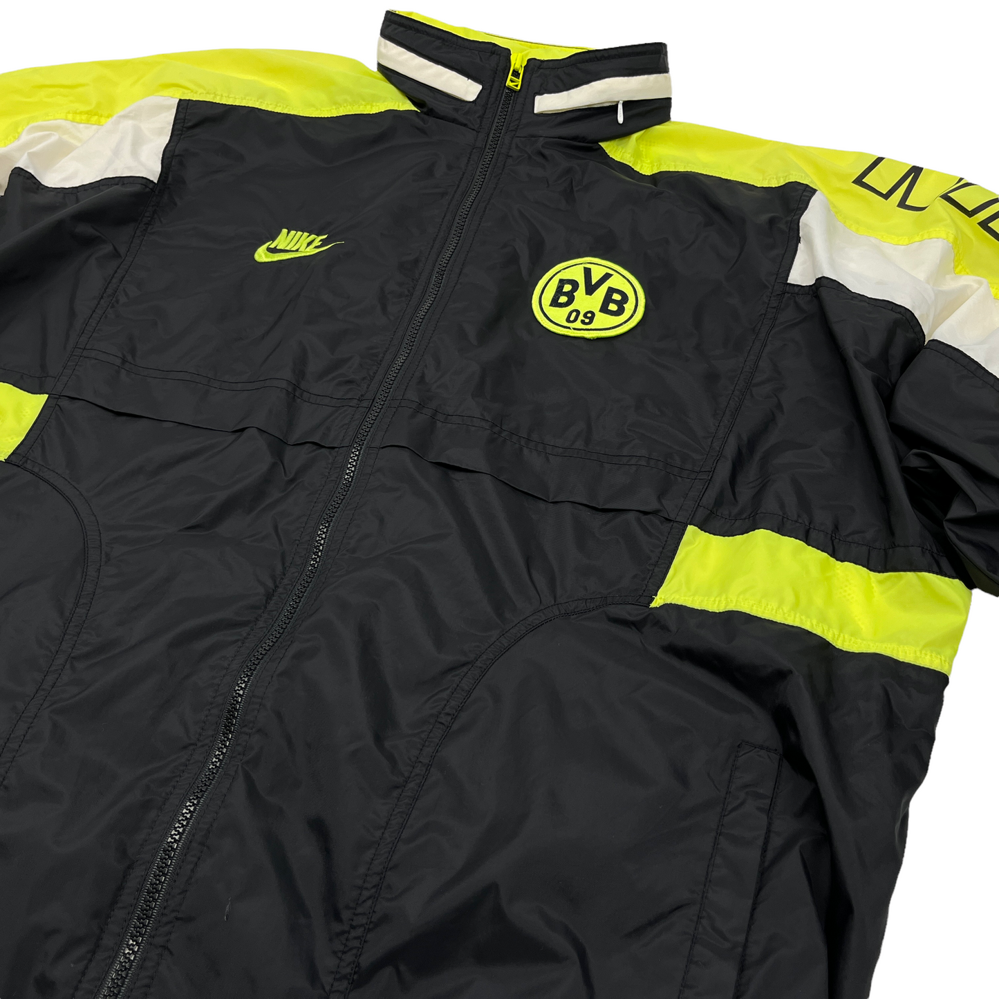 01082 Nike Borussia Dortmund Windbreaker Jacket