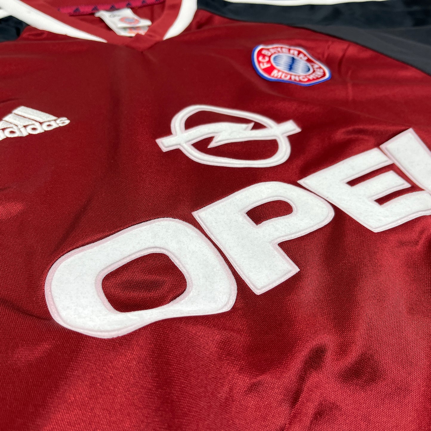 0706 Adidas FC Bayern München Home 01/02 Jersey