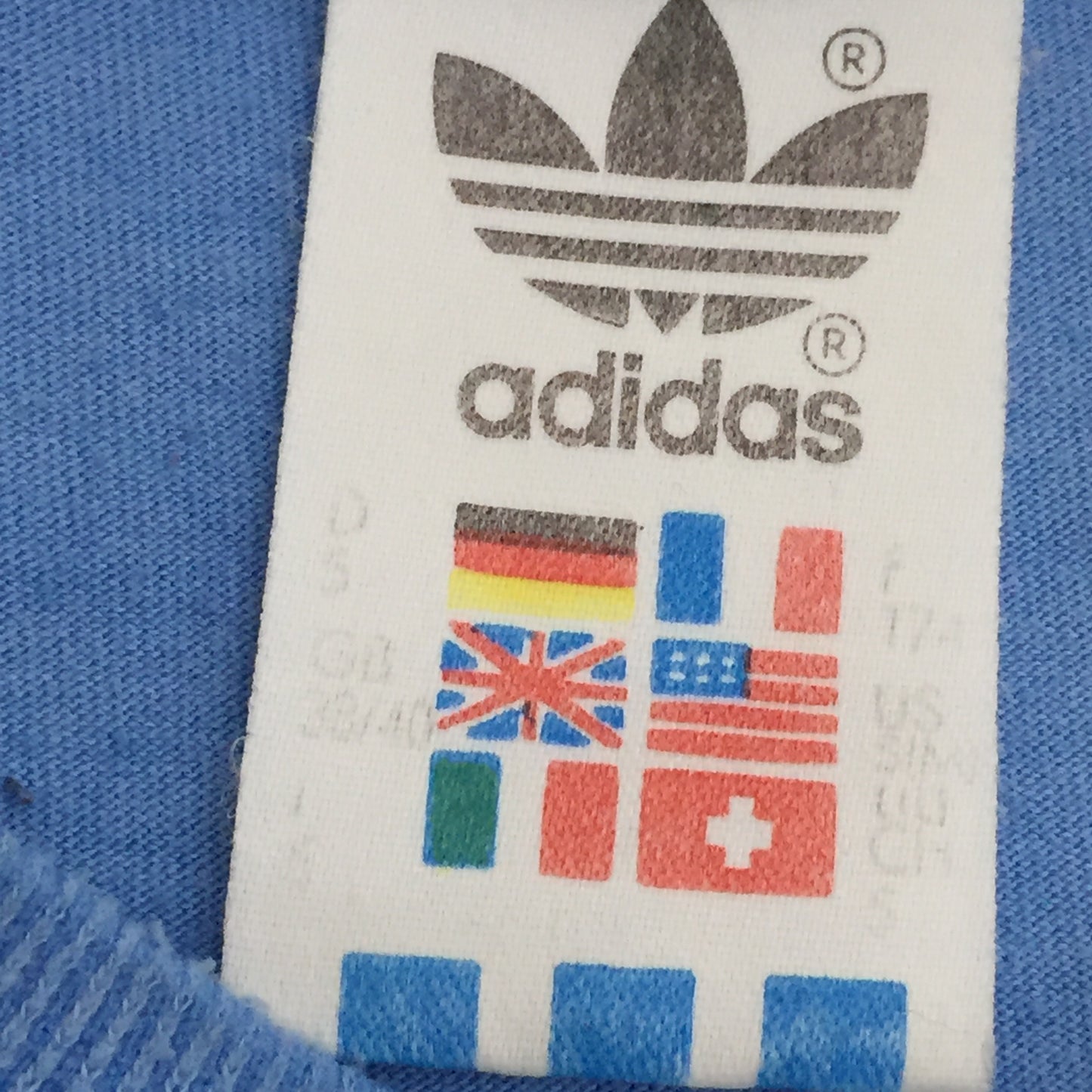 0077 Adidas Vintage T-Shirt