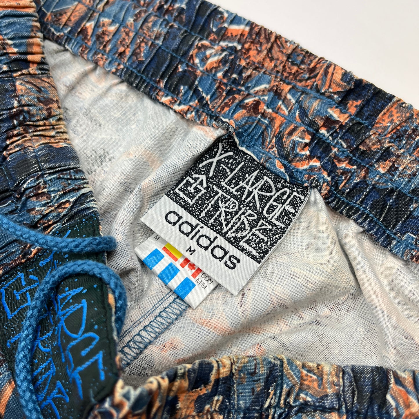 01229 Adidas 90s X-Large Tribe Pants