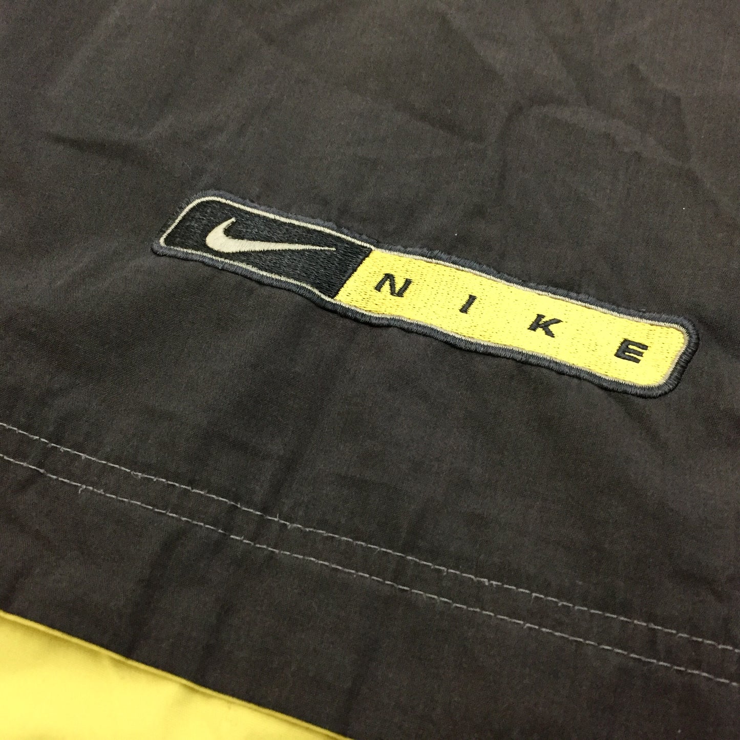 0169 Nike Vintage Logo Jacket